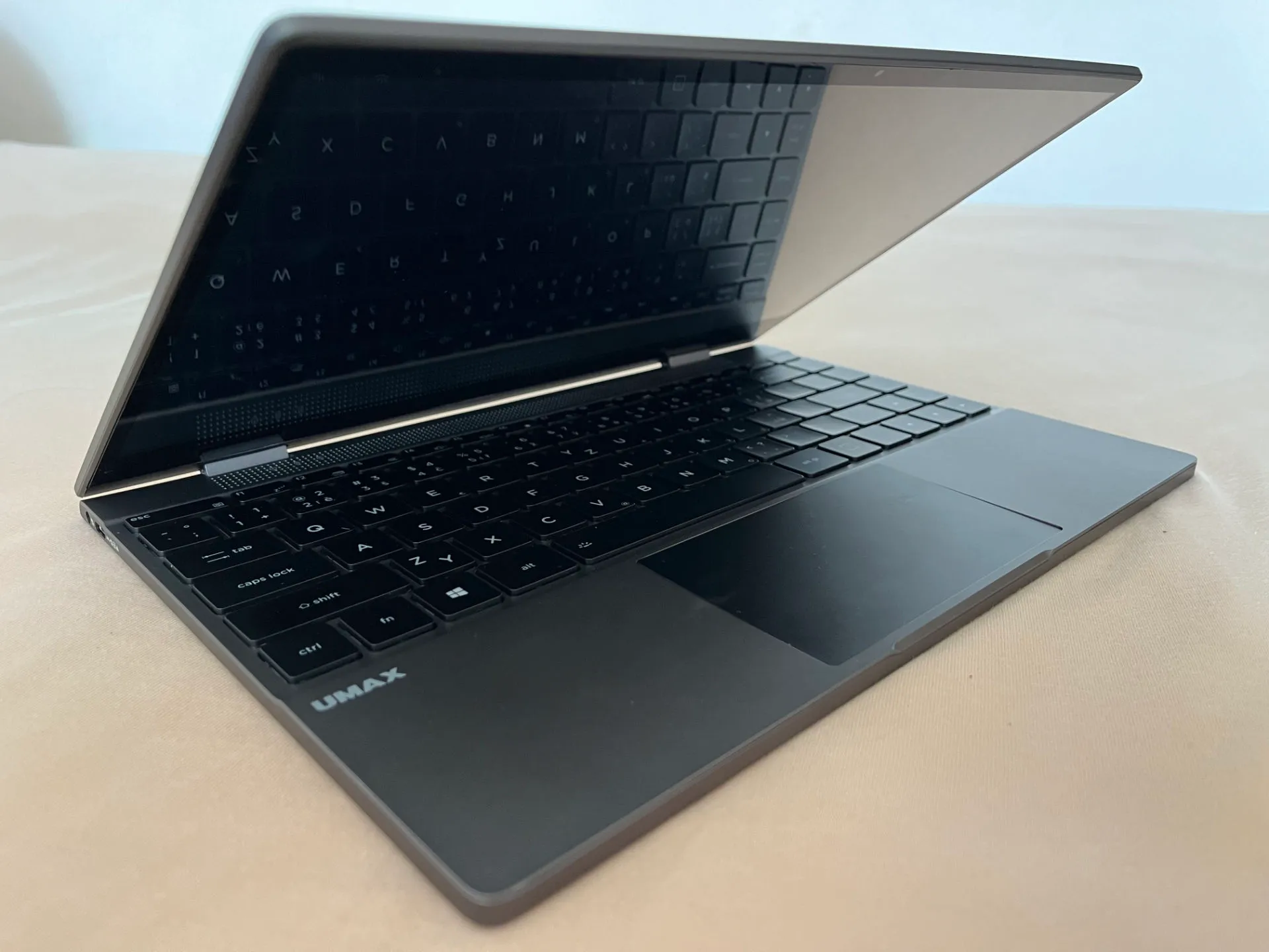 Umax VisionBook 13Wr Flex